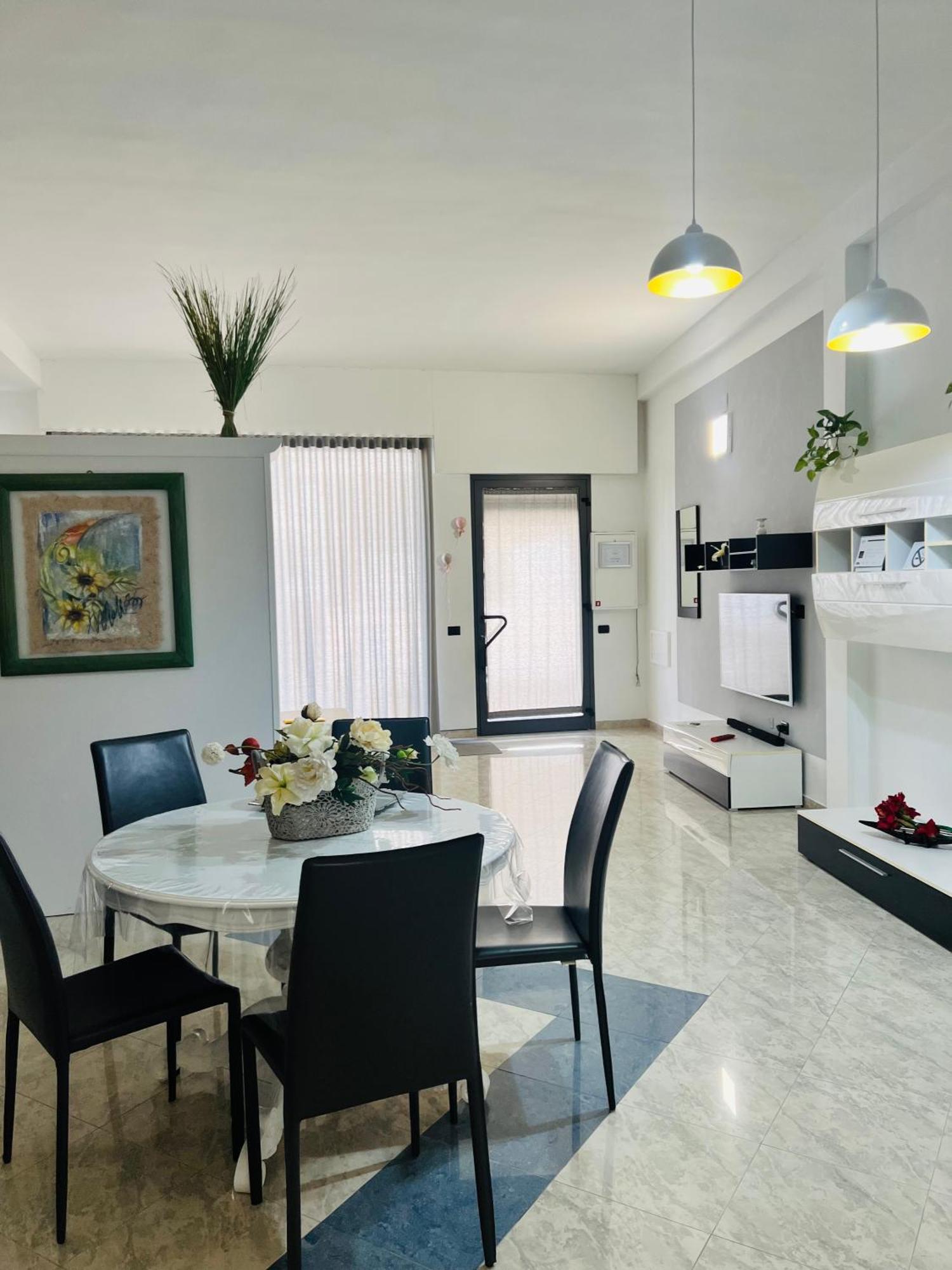 Tanza In Vetrina 2024 Villa Nardo Bagian luar foto